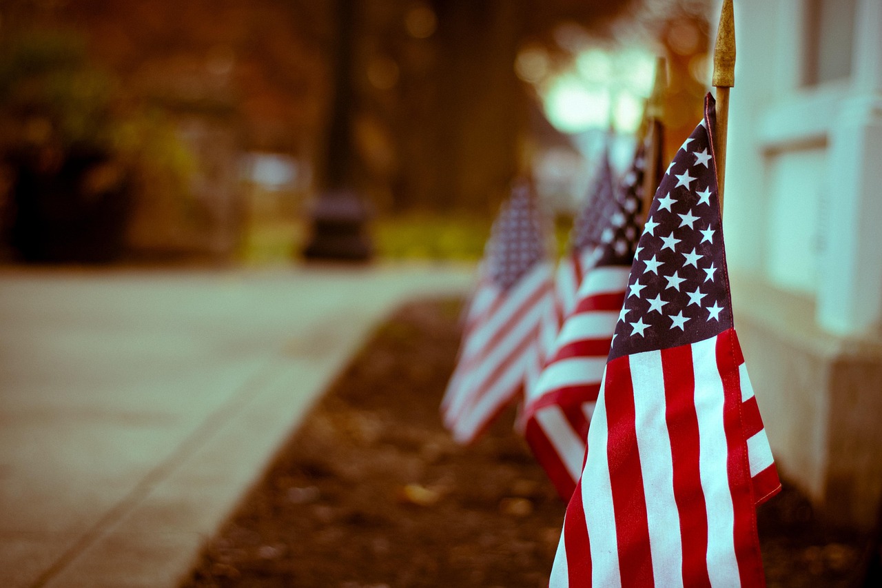 Sicherheitslage in den USA: Erfolge und Herausforderungen durch Haushaltskürzungen